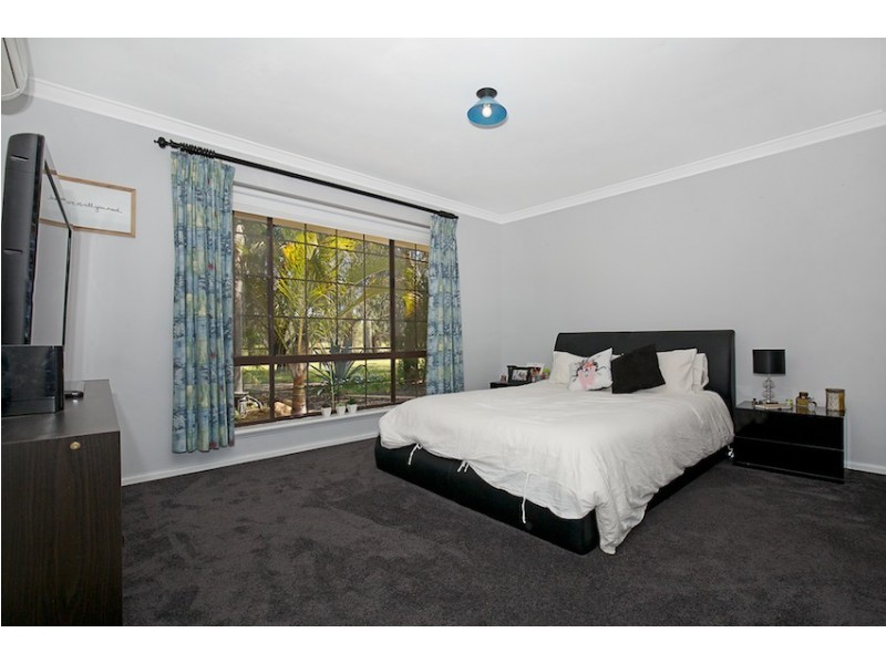 92 Caponi Road, Barragup WA 6209