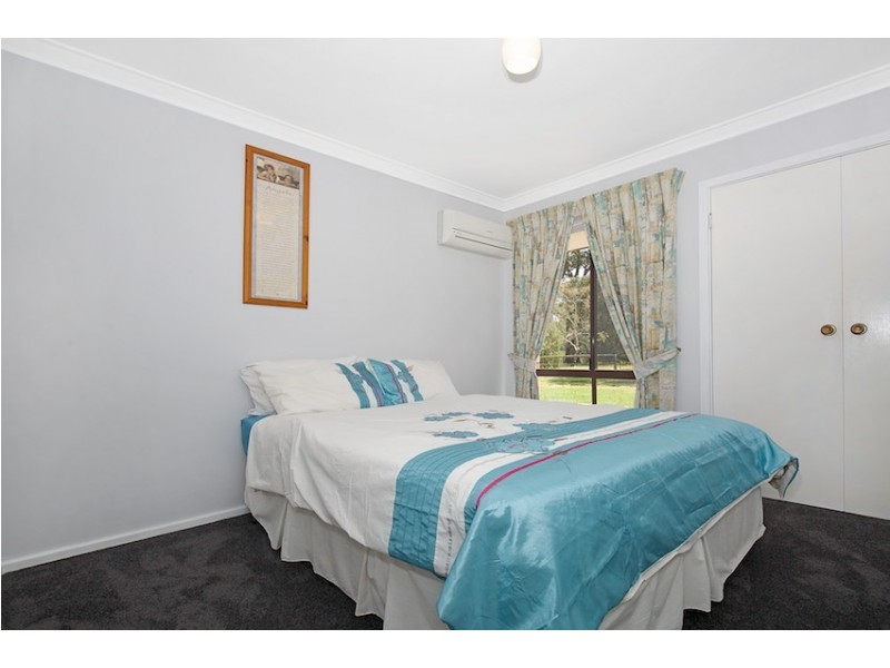 92 Caponi Road, Barragup WA 6209