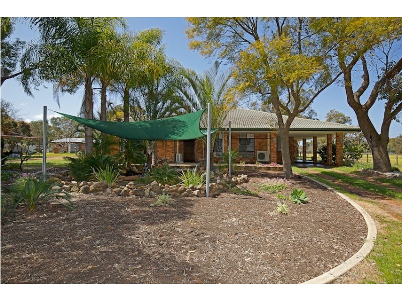92 Caponi Road, Barragup WA 6209