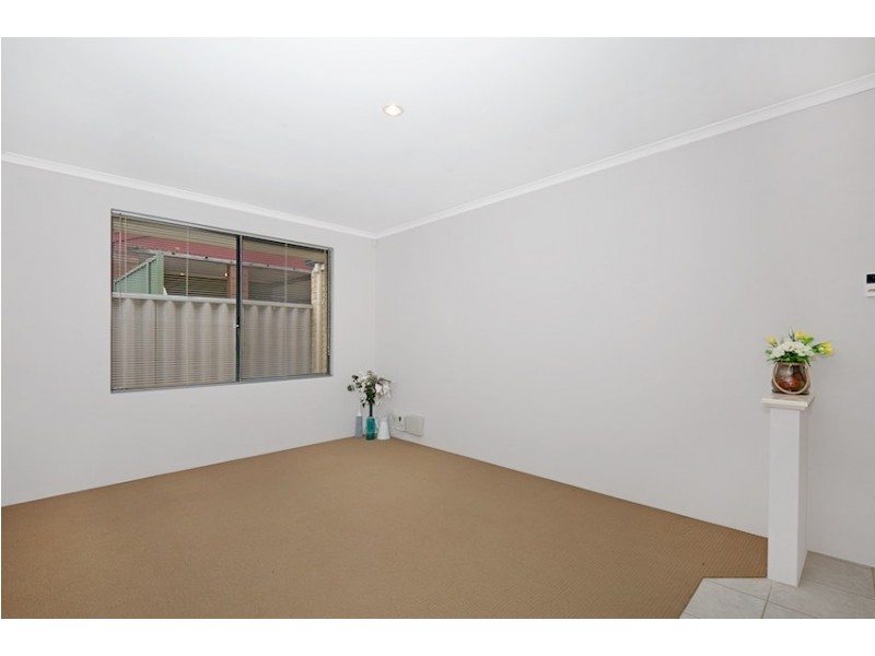 8/4 Lefroy Street, Mandurah WA 6210