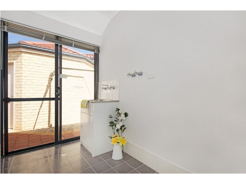 8/4 Lefroy Street, Mandurah WA 6210