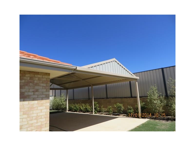 14 Scottsdale Turn, Meadow Springs WA 6210