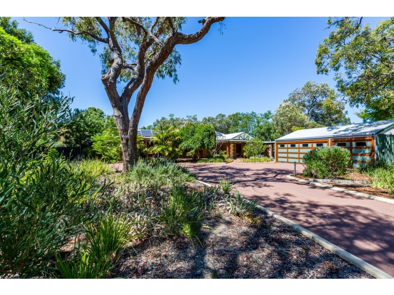 11 Nutbush Avenue, Falcon WA 6210