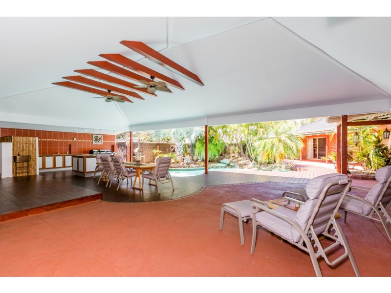 11 Nutbush Avenue, Falcon WA 6210