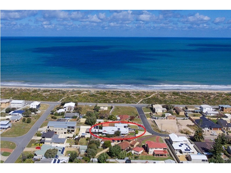 32 Parmelia Way, Madora Bay WA 6210