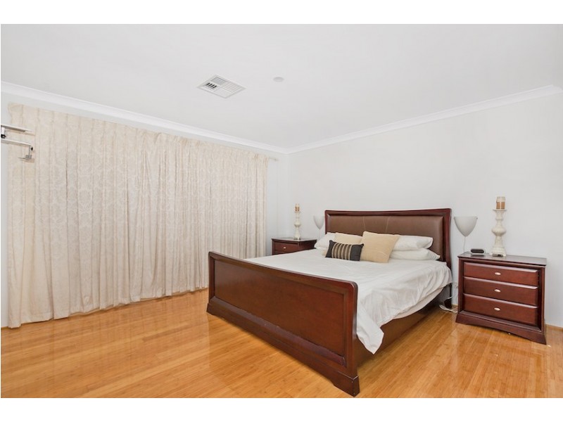 32 Parmelia Way, Madora Bay WA 6210