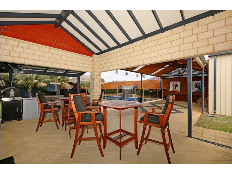 32 Parmelia Way, Madora Bay WA 6210