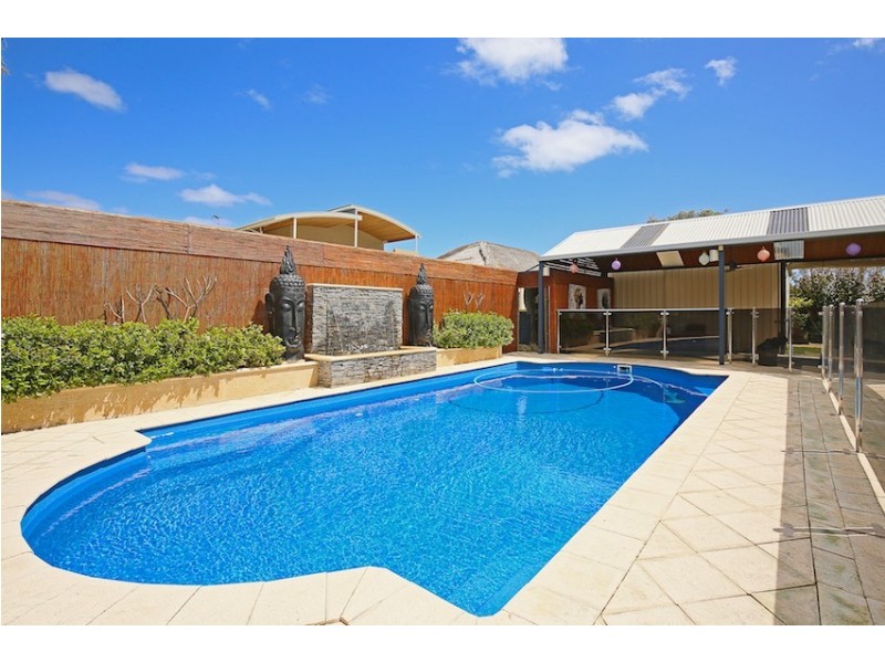 32 Parmelia Way, Madora Bay WA 6210