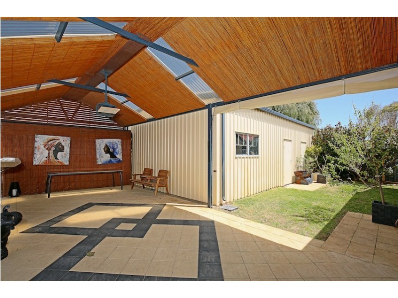 32 Parmelia Way, Madora Bay WA 6210