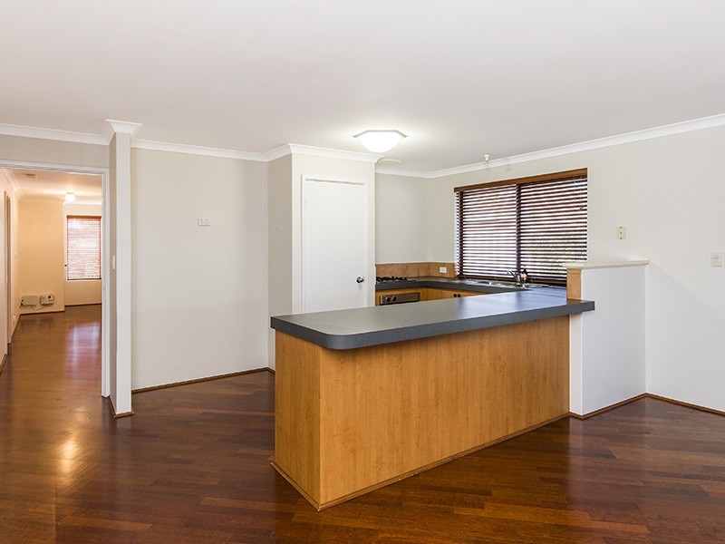 2/57 Portmarnock Circle, Halls Head WA 6210