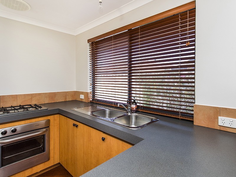 2/57 Portmarnock Circle, Halls Head WA 6210