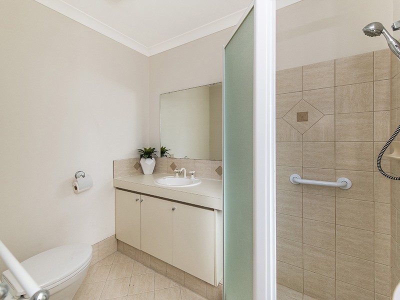 2/57 Portmarnock Circle, Halls Head WA 6210