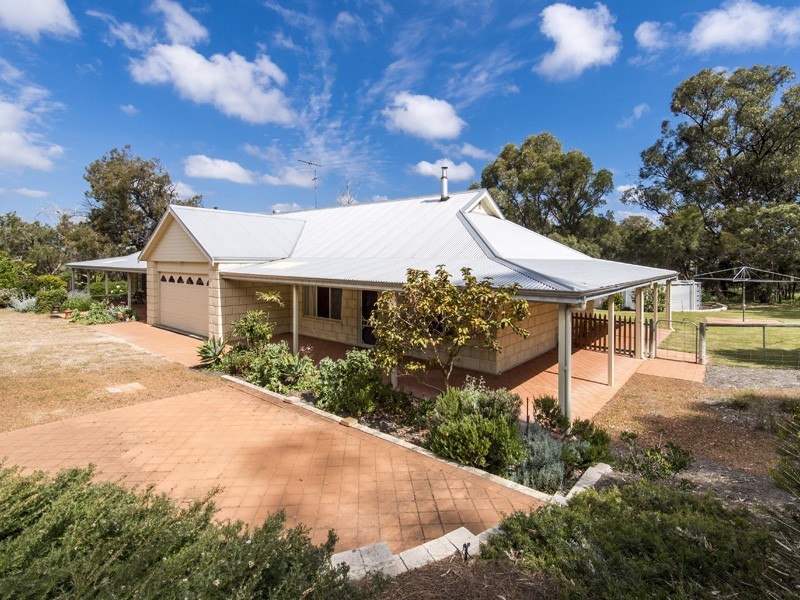 434 Mulga Drive, Parklands WA 6180