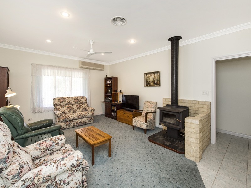 434 Mulga Drive, Parklands WA 6180