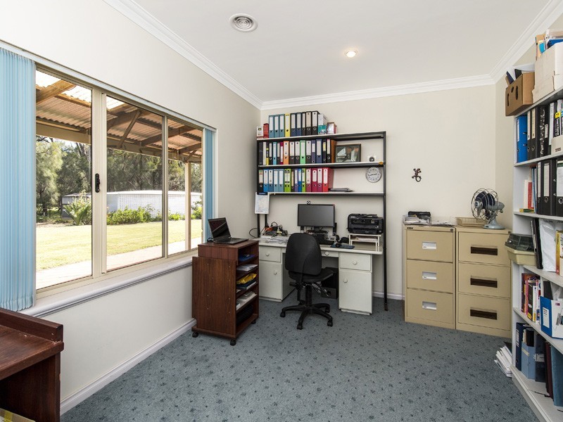 434 Mulga Drive, Parklands WA 6180