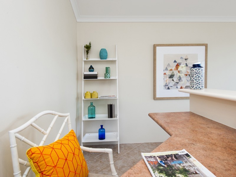 27 Genevieve Court, Halls Head WA 6210