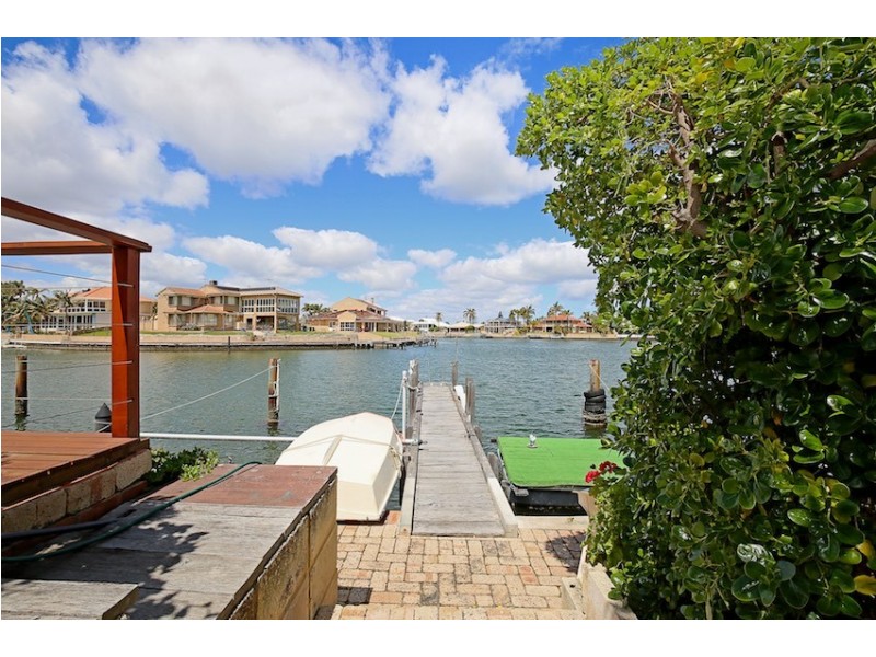 53 Blackwood Parade, Dudley Park WA 6210