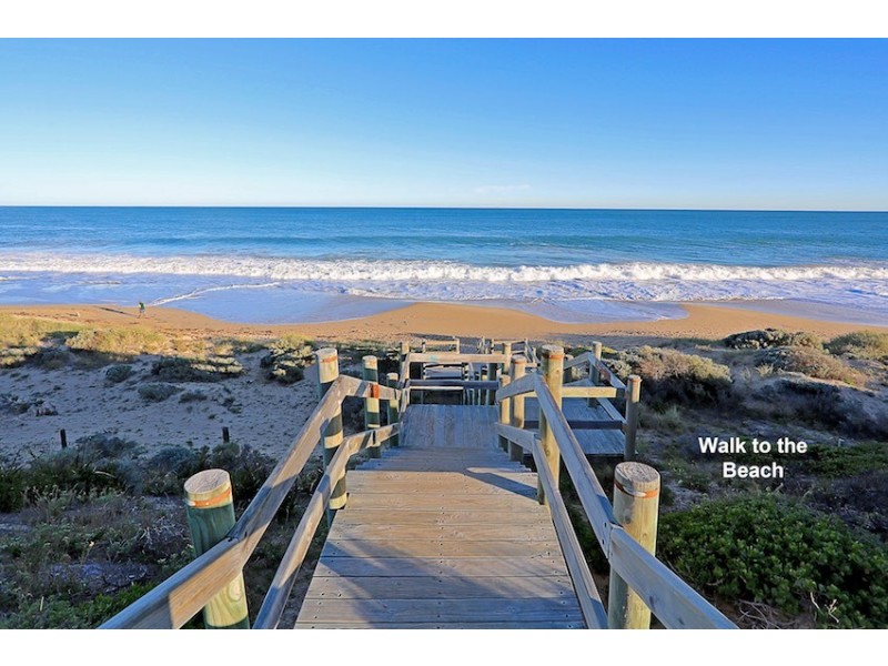 16 Sombre Rise, Halls Head WA 6210