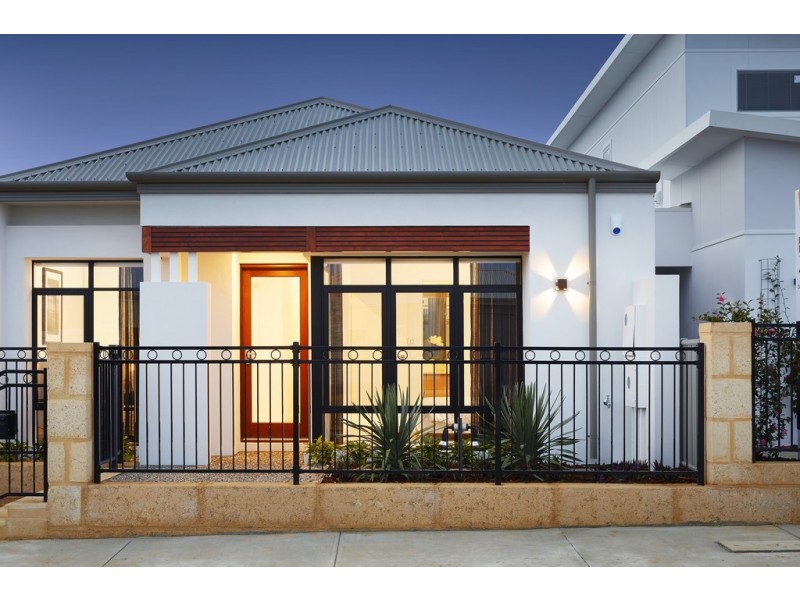 65 Kangaroo Avenue, Kwinana Town Centre WA 6167