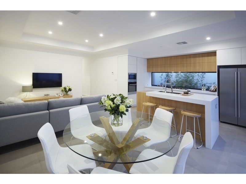 65 Kangaroo Avenue, Kwinana Town Centre WA 6167