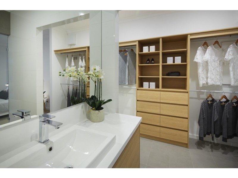 65 Kangaroo Avenue, Kwinana Town Centre WA 6167