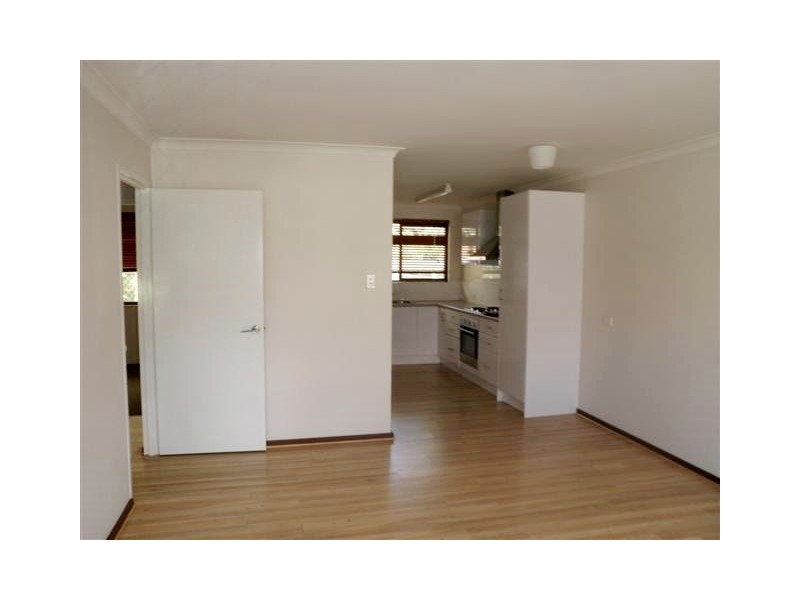 9/35B Halls Head Parade, Halls Head WA 6210