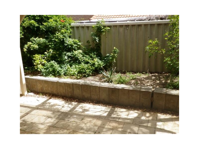 9/35B Halls Head Parade, Halls Head WA 6210