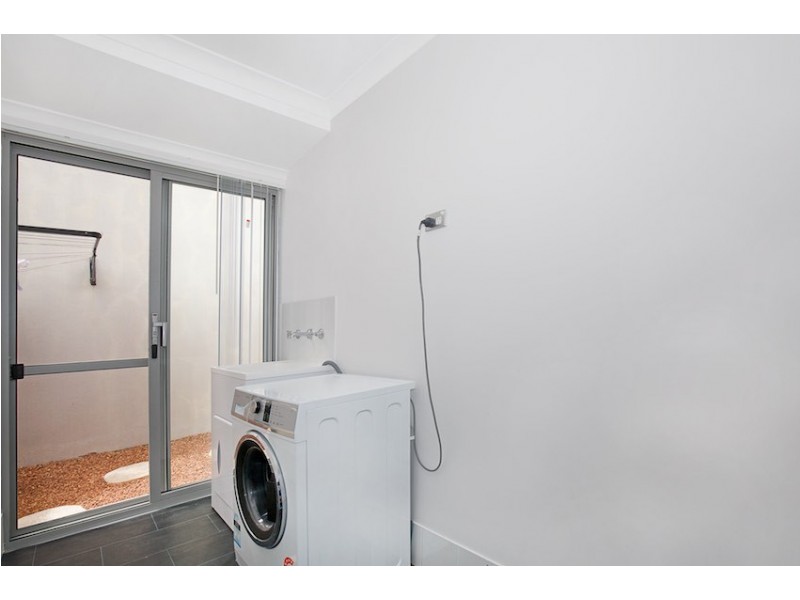 8 Bunker Retreat, Meadow Springs WA 6210