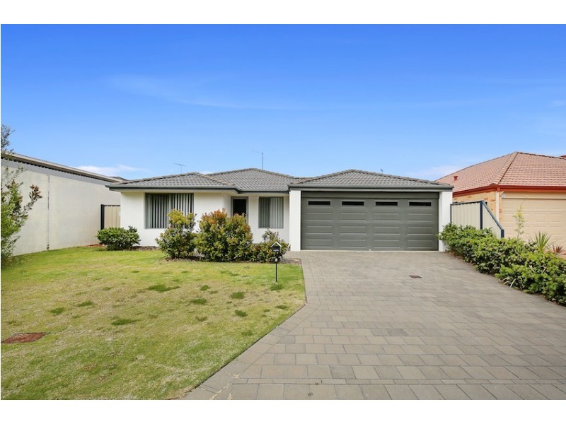 8 Bunker Retreat, Meadow Springs WA 6210