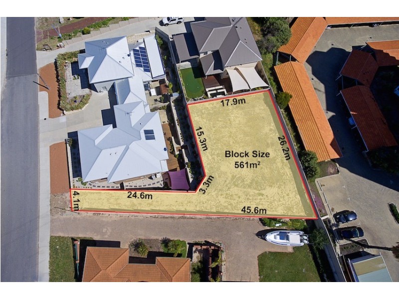 12A Valley Road, Halls Head WA 6210