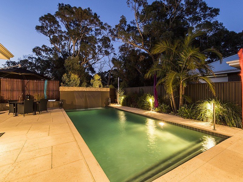 61 Camden Way, Meadow Springs WA 6210