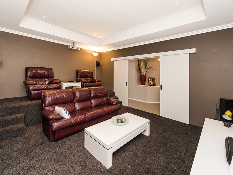 12 Cordia Way, Halls Head WA 6210