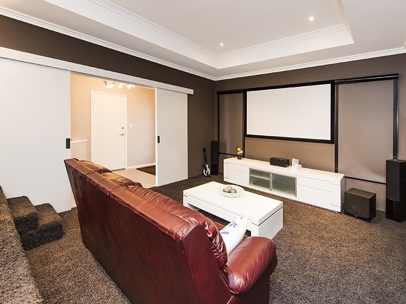 12 Cordia Way, Halls Head WA 6210