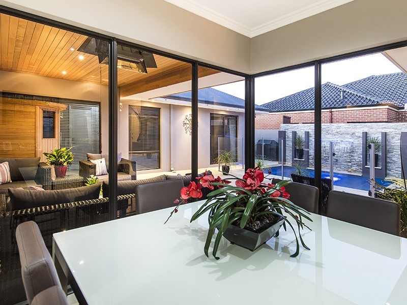 12 Cordia Way, Halls Head WA 6210