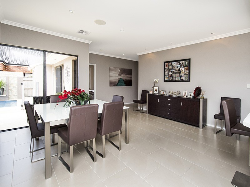 12 Cordia Way, Halls Head WA 6210