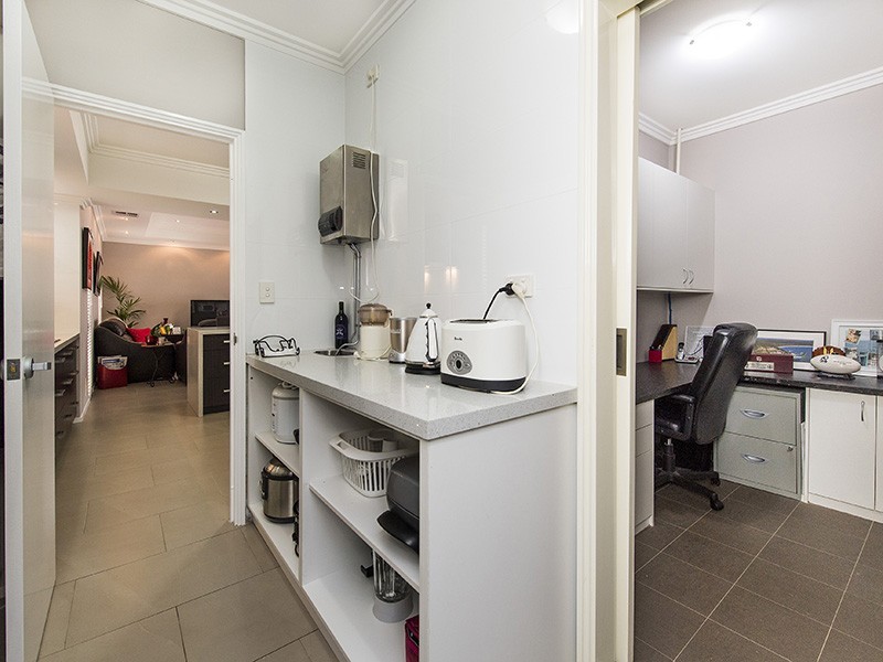 12 Cordia Way, Halls Head WA 6210