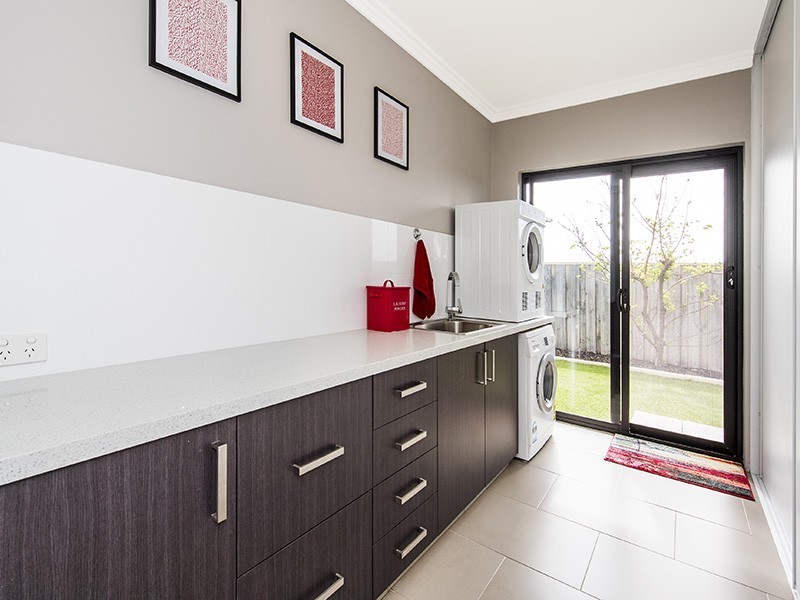 12 Cordia Way, Halls Head WA 6210