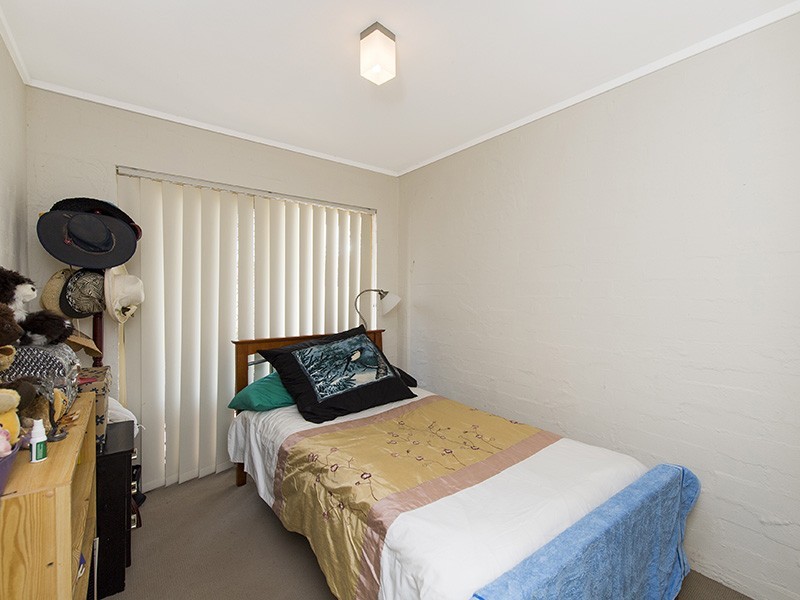 21 Seawind Drive, Silver Sands WA 6210