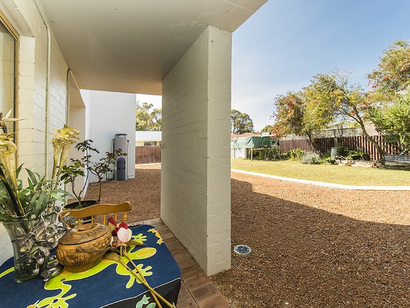 21 Seawind Drive, Silver Sands WA 6210