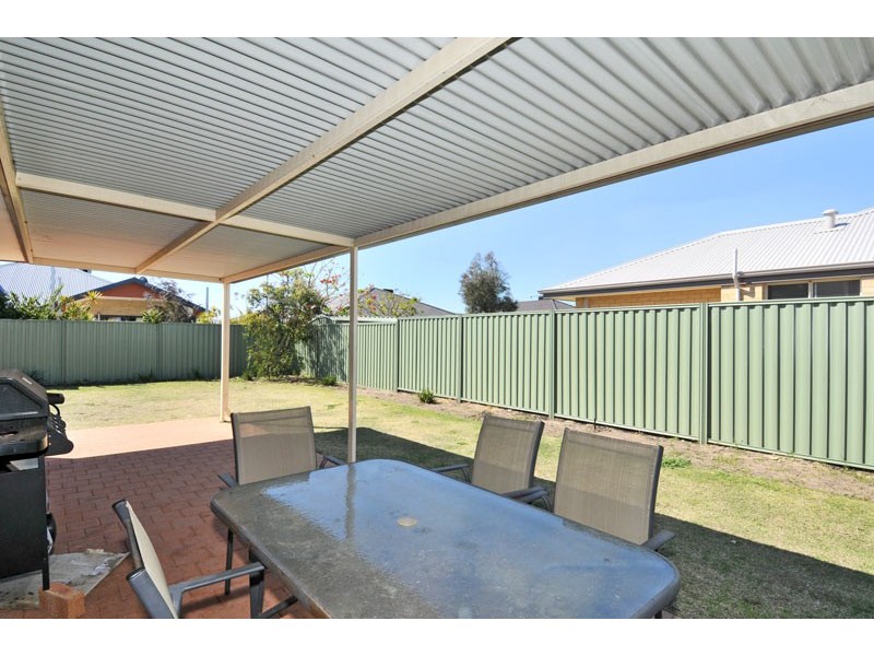 44 Goldseeker Loop, Ravenswood WA 6208