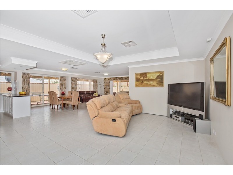 12 Katanning Avenue, Dawesville WA 6211