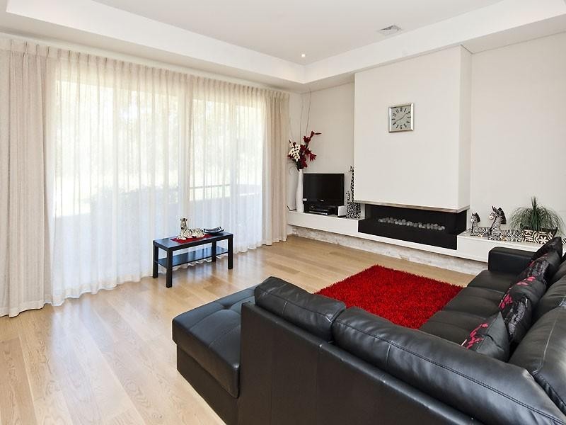 64 Whimbrel Crescent, Coodanup WA 6210