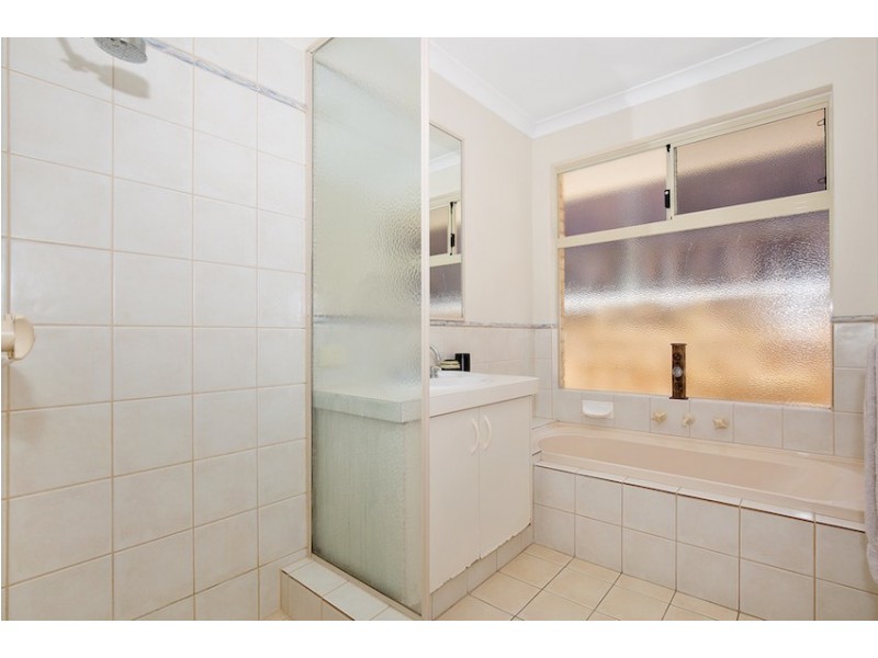 6 Hideaway Cove, Halls Head WA 6210