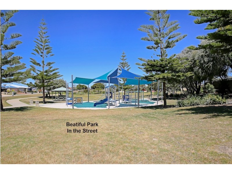 6 Hideaway Cove, Halls Head WA 6210