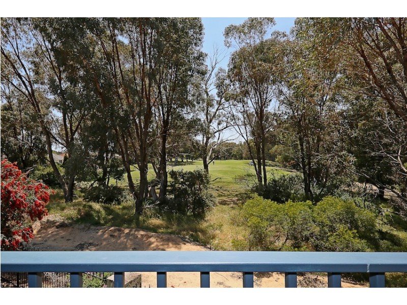 1A Parkstone Grove, Meadow Springs WA 6210