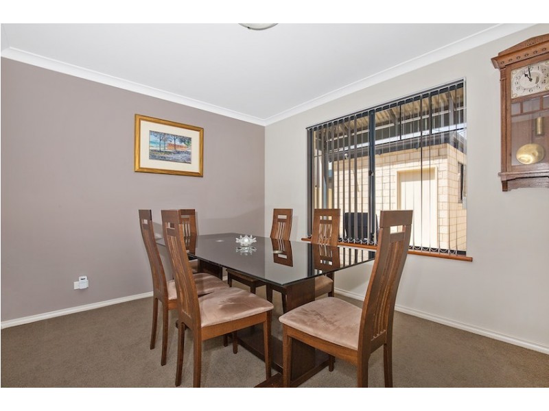 1A Parkstone Grove, Meadow Springs WA 6210