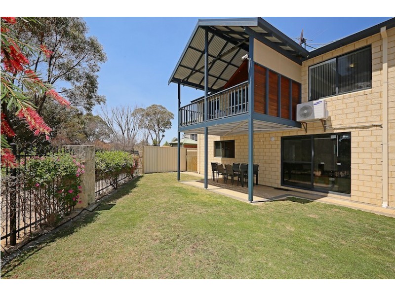 1A Parkstone Grove, Meadow Springs WA 6210