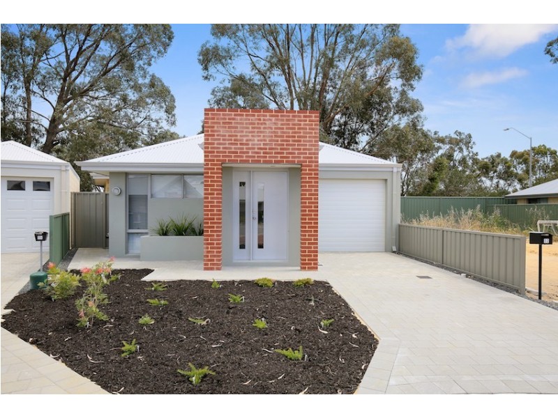 42 Encourage Loop, Dudley Park WA 6210