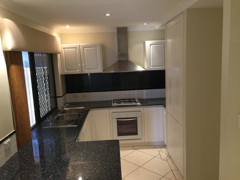 4/16 Davey Street, Mandurah WA 6210