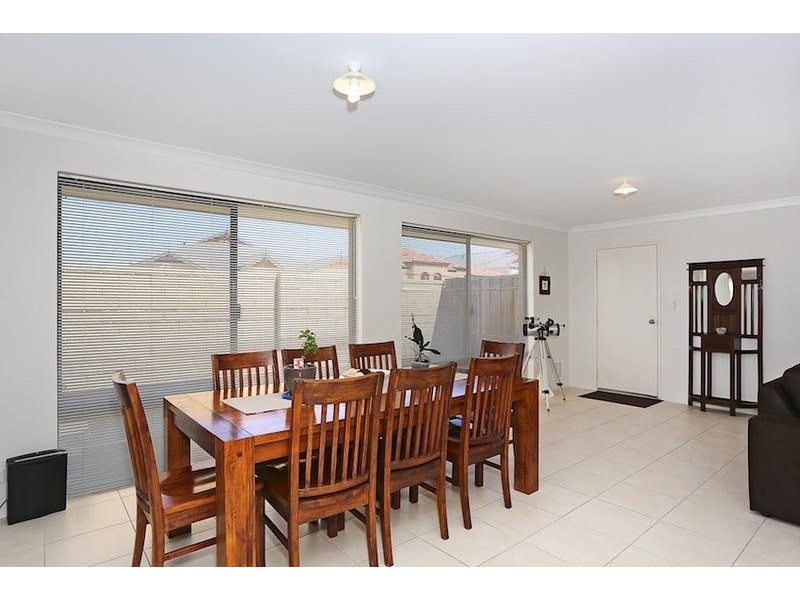 18 Asper Way, Halls Head WA 6210